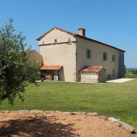 Vendégház Le Manse Des Janades *